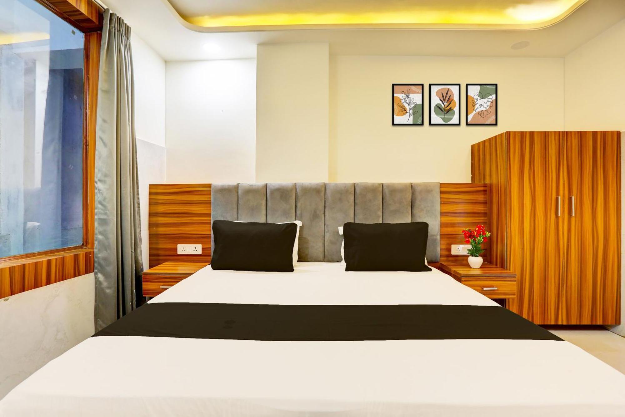 Gokul Hotel O Dev Paradise מראה חיצוני תמונה